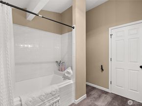 22619 4th Avenue W 102, Bothell WA 98021