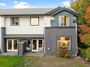22619 4th Avenue W 102, Bothell WA 98021