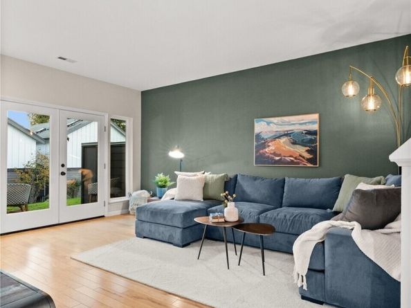 22619 4th Avenue W 102, Bothell WA 98021