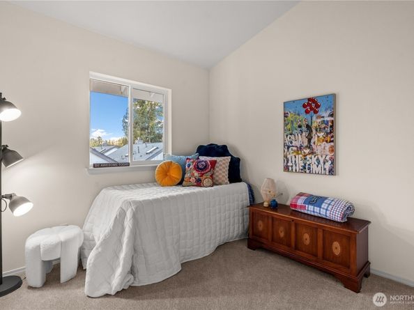 22619 4th Avenue W 102, Bothell WA 98021