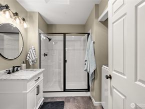 22619 4th Avenue W 102, Bothell WA 98021