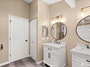 22619 4th Avenue W 102, Bothell WA 98021