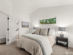 22619 4th Avenue W 102, Bothell WA 98021