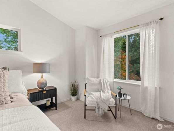 22619 4th Avenue W 102, Bothell WA 98021