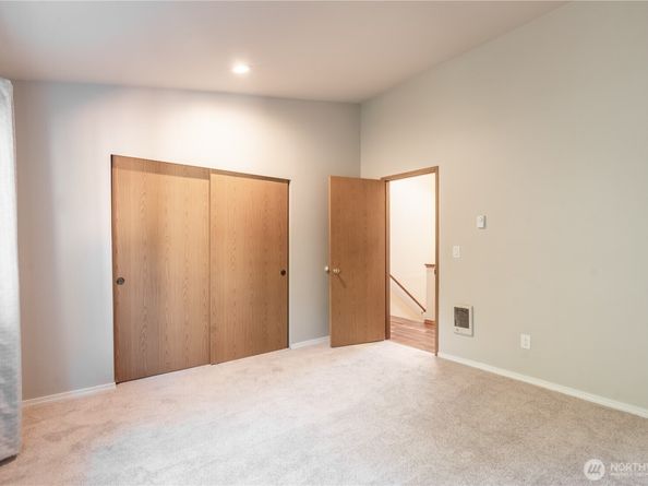 451 S 328th Street 10B, Federal Way WA 98003
