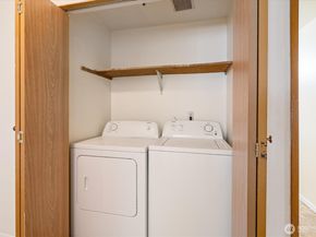 975 Aberdeen Avenue NE B304, Renton WA 98056