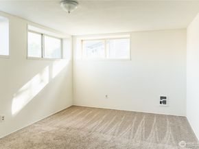 23341 115TH Pl SE, Kent WA 98031
