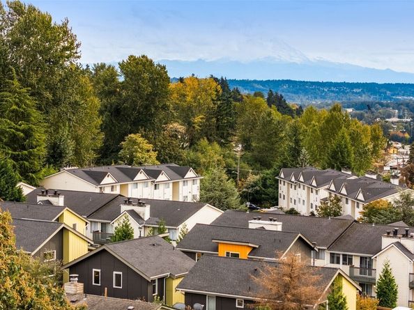 6018 S 127th Lane, Seattle WA 98178