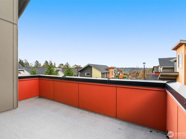 6018 S 127th Lane, Seattle WA 98178