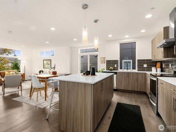 6018 S 127th Lane, Seattle WA 98178