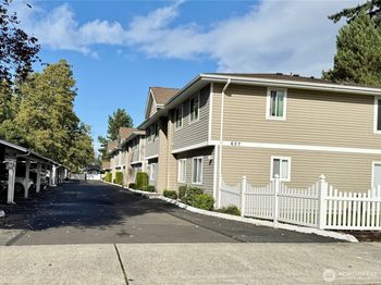 607 29th Street SE