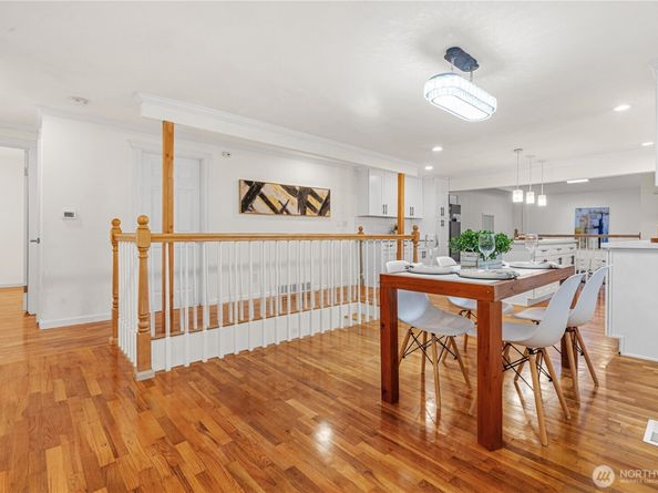 959 Hoquiam Avenue NE, Renton WA 98059