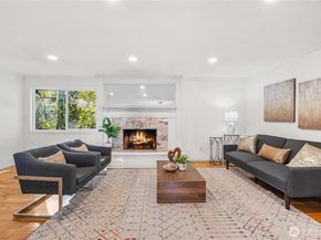 959 Hoquiam Avenue NE, Renton WA 98059