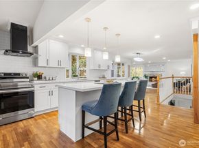 959 Hoquiam Avenue NE, Renton WA 98059