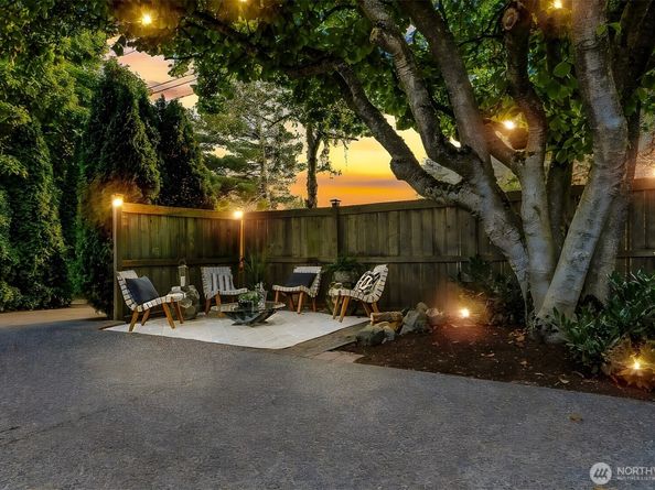 9044 15th Avenue NW, Seattle WA 98117