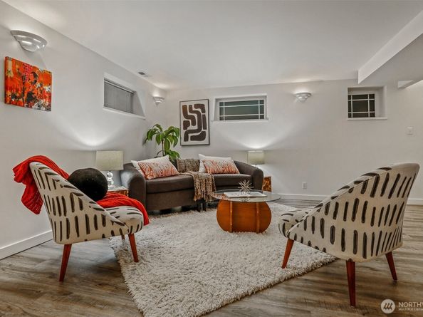 9044 15th Avenue NW, Seattle WA 98117