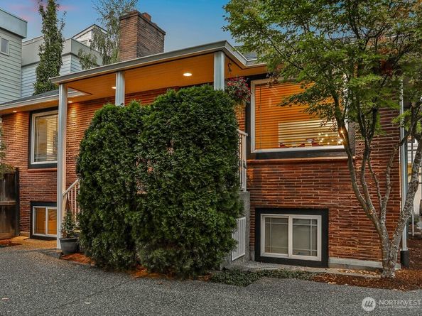 9044 15th Avenue NW, Seattle WA 98117