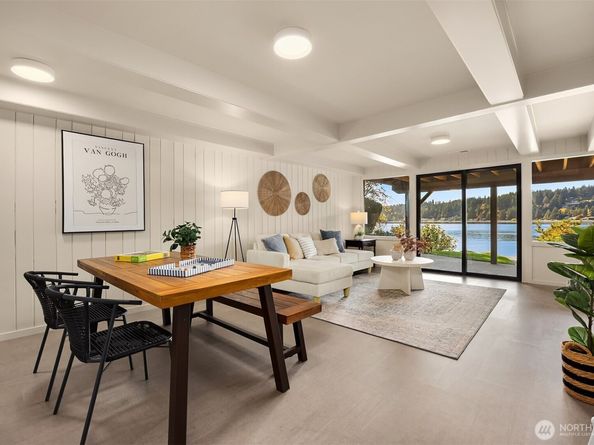 4205 Pleasant Beach Drive NE, Bainbridge Island WA 98110