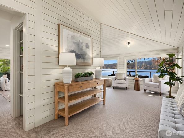 4205 Pleasant Beach Drive NE, Bainbridge Island WA 98110