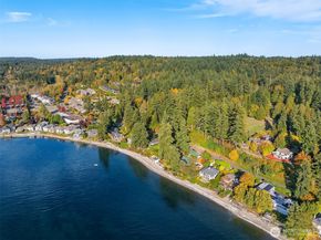 4205 Pleasant Beach Drive NE, Bainbridge Island WA 98110