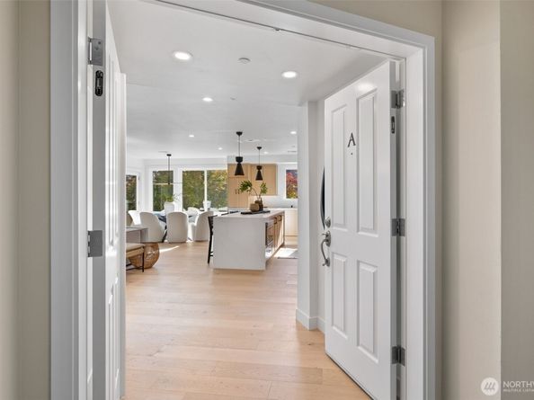 410 2nd Street A, Kirkland WA 98033