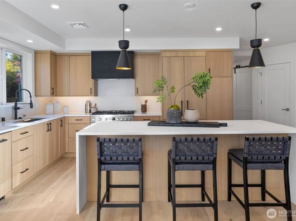 410 2nd Street A, Kirkland WA 98033