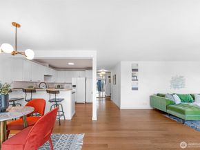 17904 23rd Lane NE E301, Seattle WA 98155