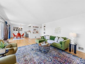 17904 23rd Lane NE E301, Seattle WA 98155