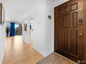 17904 23rd Lane NE E301, Seattle WA 98155