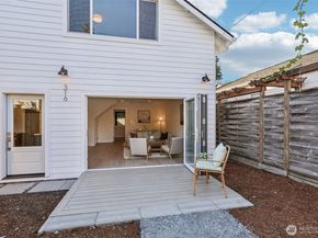 316 N 117th Street, Seattle WA 98133