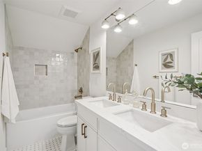 316 N 117th Street, Seattle WA 98133