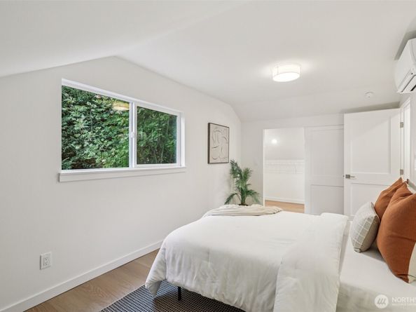 316 N 117th Street, Seattle WA 98133