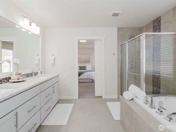 2074 NW Winterset Lane, Silverdale WA 98383