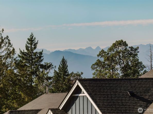 2074 NW Winterset Lane, Silverdale WA 98383