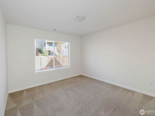 2074 NW Winterset Lane, Silverdale WA 98383
