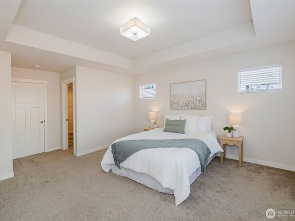 2074 NW Winterset Lane, Silverdale WA 98383