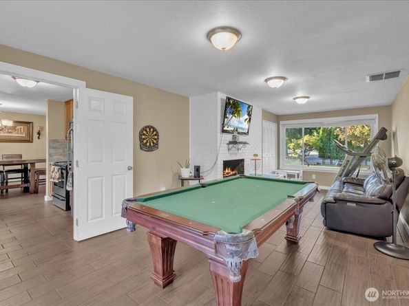 31212 9th Avenue S, Federal Way WA 98003