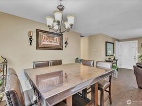 31212 9th Avenue S, Federal Way WA 98003