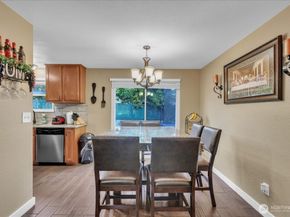 31212 9th Avenue S, Federal Way WA 98003