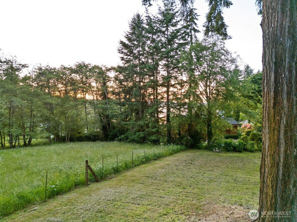 14855 Phelps Road NE, Bainbridge Island WA 98110