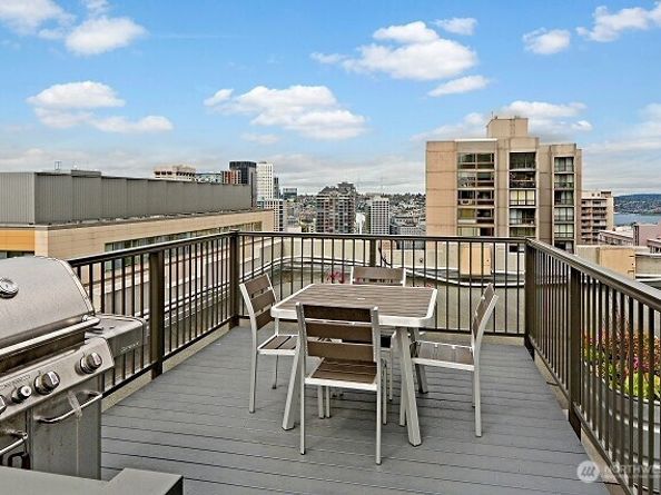 1105 Spring Street 205, Seattle WA 98104
