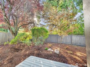 3131 112Th Avenue SE, Bellevue WA 98004