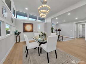 3131 112Th Avenue SE, Bellevue WA 98004