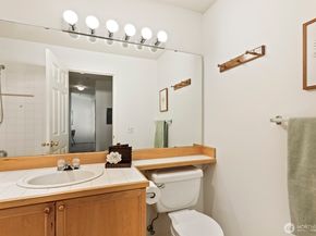 17204 123rd Place NE N304, Bothell WA 98012