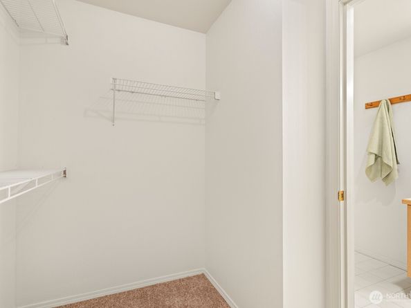 17204 123rd Place NE N304, Bothell WA 98012