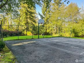 17204 123rd Place NE N304, Bothell WA 98012