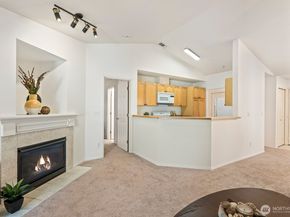 17204 123rd Place NE N304, Bothell WA 98012