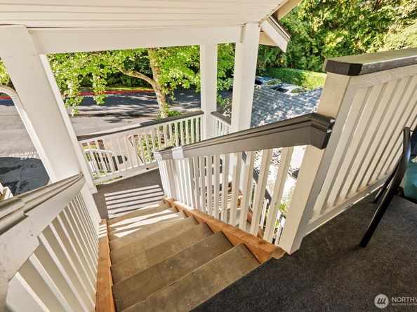 17204 123rd Place NE N304, Bothell WA 98012