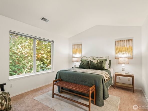 17204 123rd Place NE N304, Bothell WA 98012