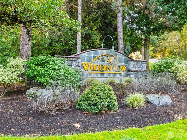 17204 123rd Place NE N304, Bothell WA 98012
